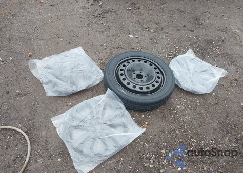 2016 Chrysler 200 Limited z USA, uszkodzony, nr VIN 1C3CCCAB0GN177123